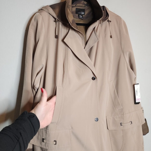 NWT East 5th Removable Liner Tan Trench Coat Women's Size 2X Knee Length JCP - Picture 4 of 16